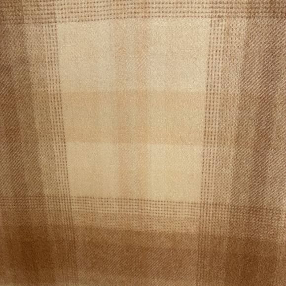 NWOT 100% Cashmere Beige Plaid Scarf - Picture 3 of 4